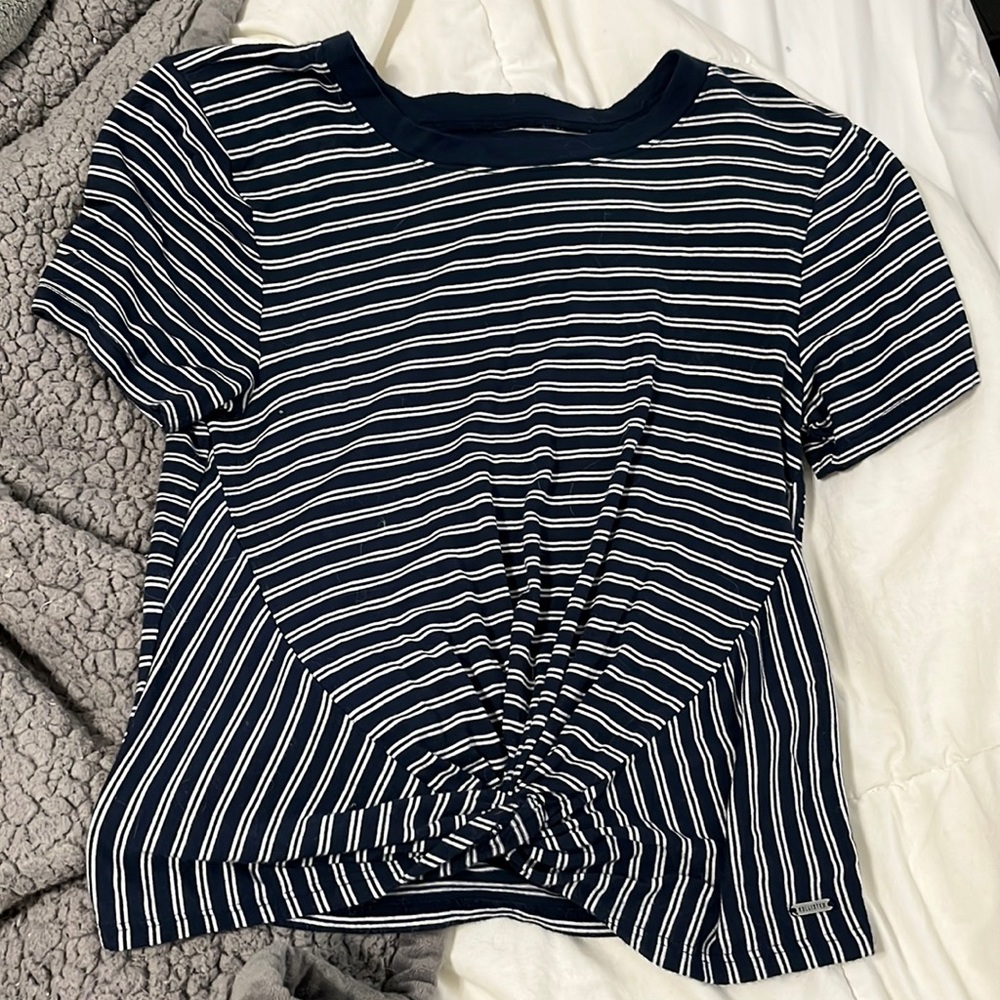 Hollister comfy tee